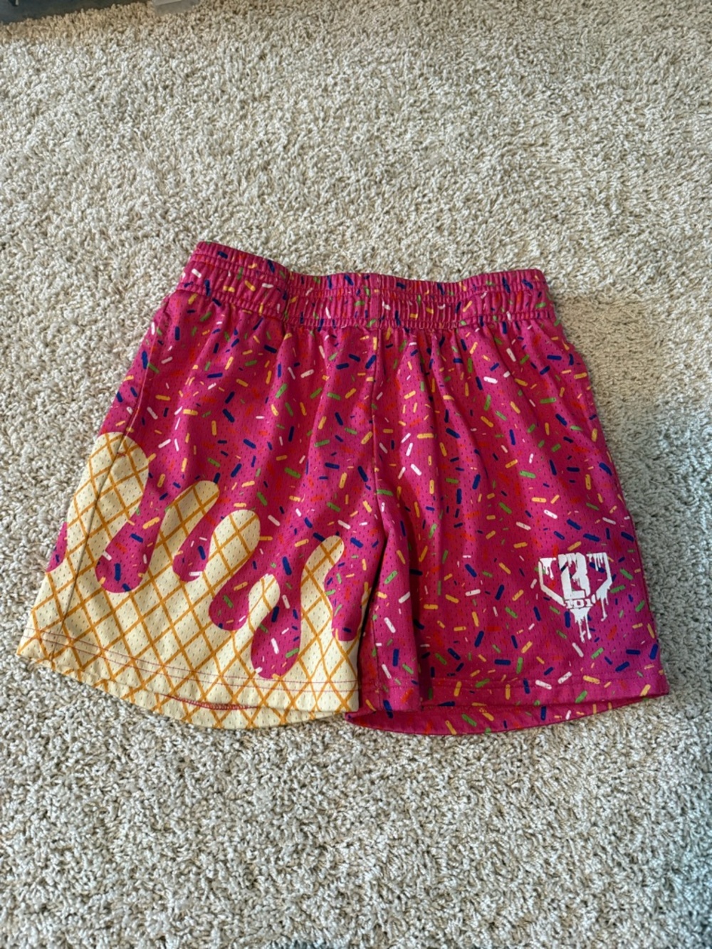 B101 lifestyle ice cream pink shorts youth size large